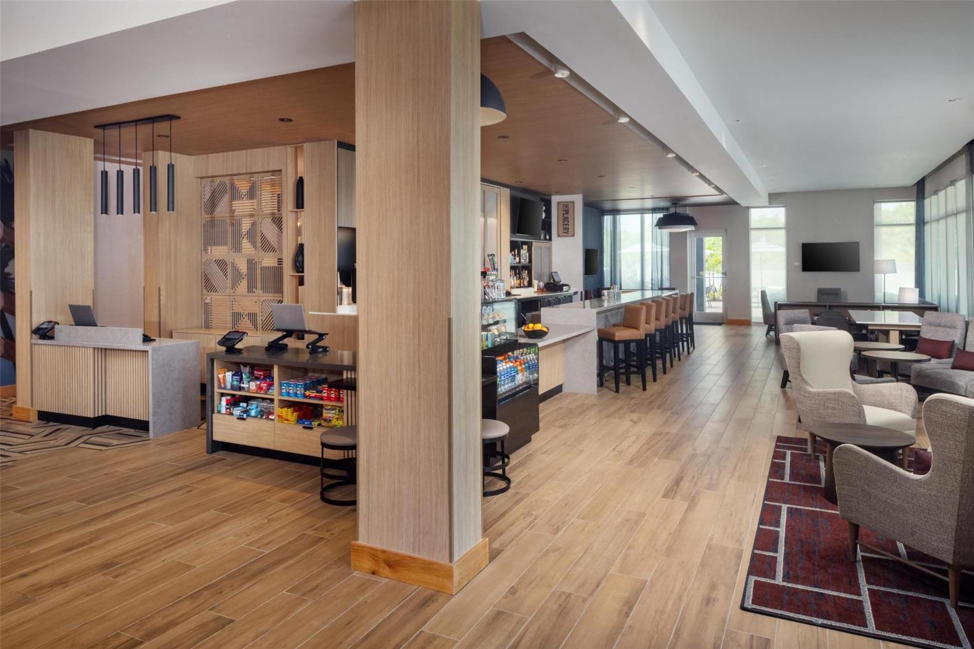 Hyatt Place *