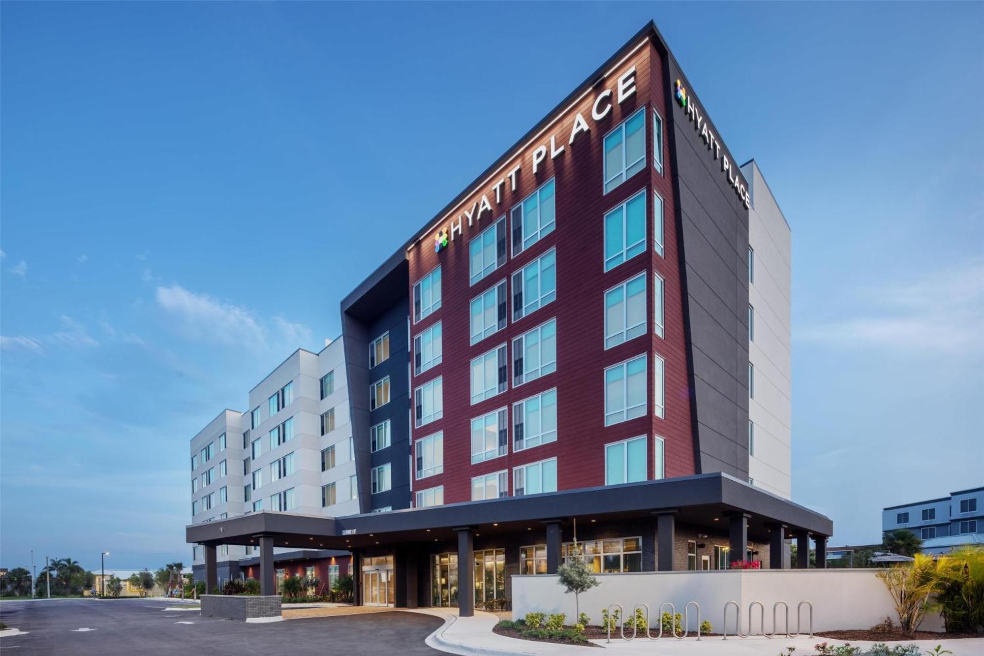 Hyatt Place *